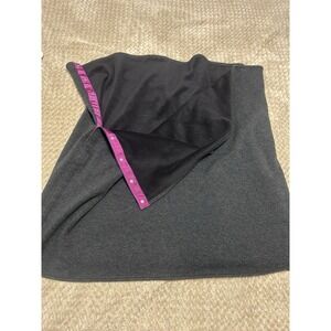 Lululemon‎ Gray Breastfeeding Nursing Wrap Snpas Women's Cover-up Shirt Scarf